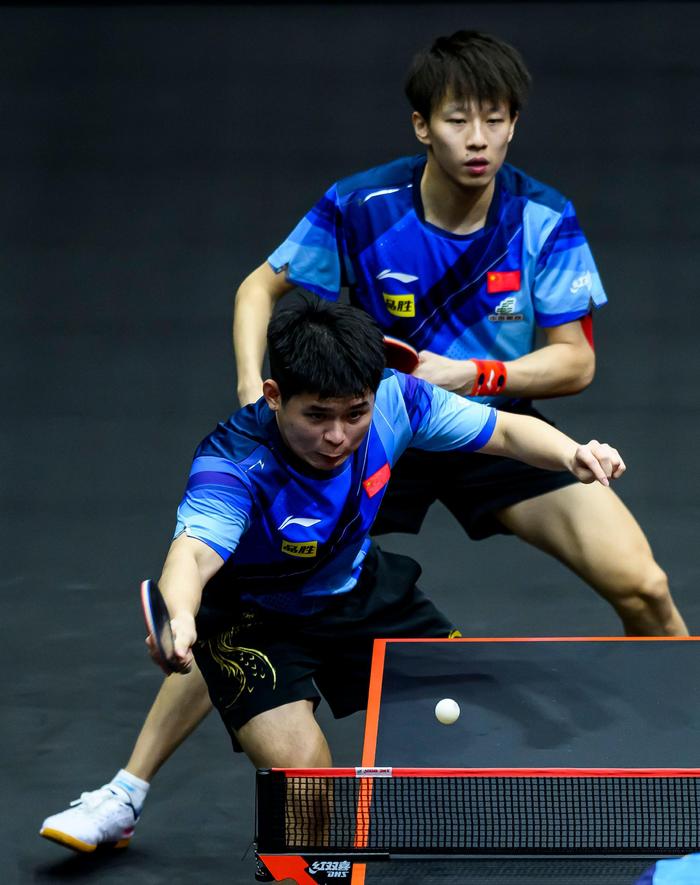 奥地利队完胜日本队，林高远惊艳四座