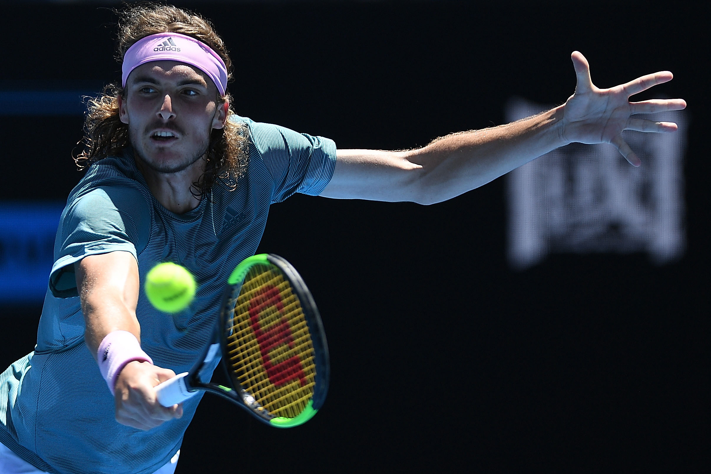 联合杯翻盘法网，西西帕斯高光表现