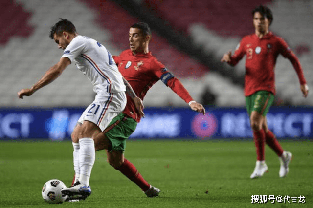 葡萄牙轻取法国，戈麦斯刷新纪录