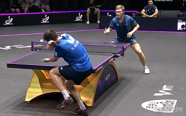 法国队轻取英格兰队，奥恰洛夫高光表现