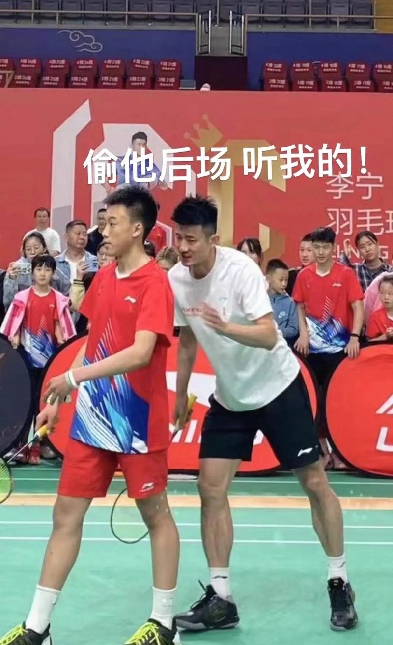 泰国羽毛球队强势中国羽毛球队，谌龙一己之力扛起全队