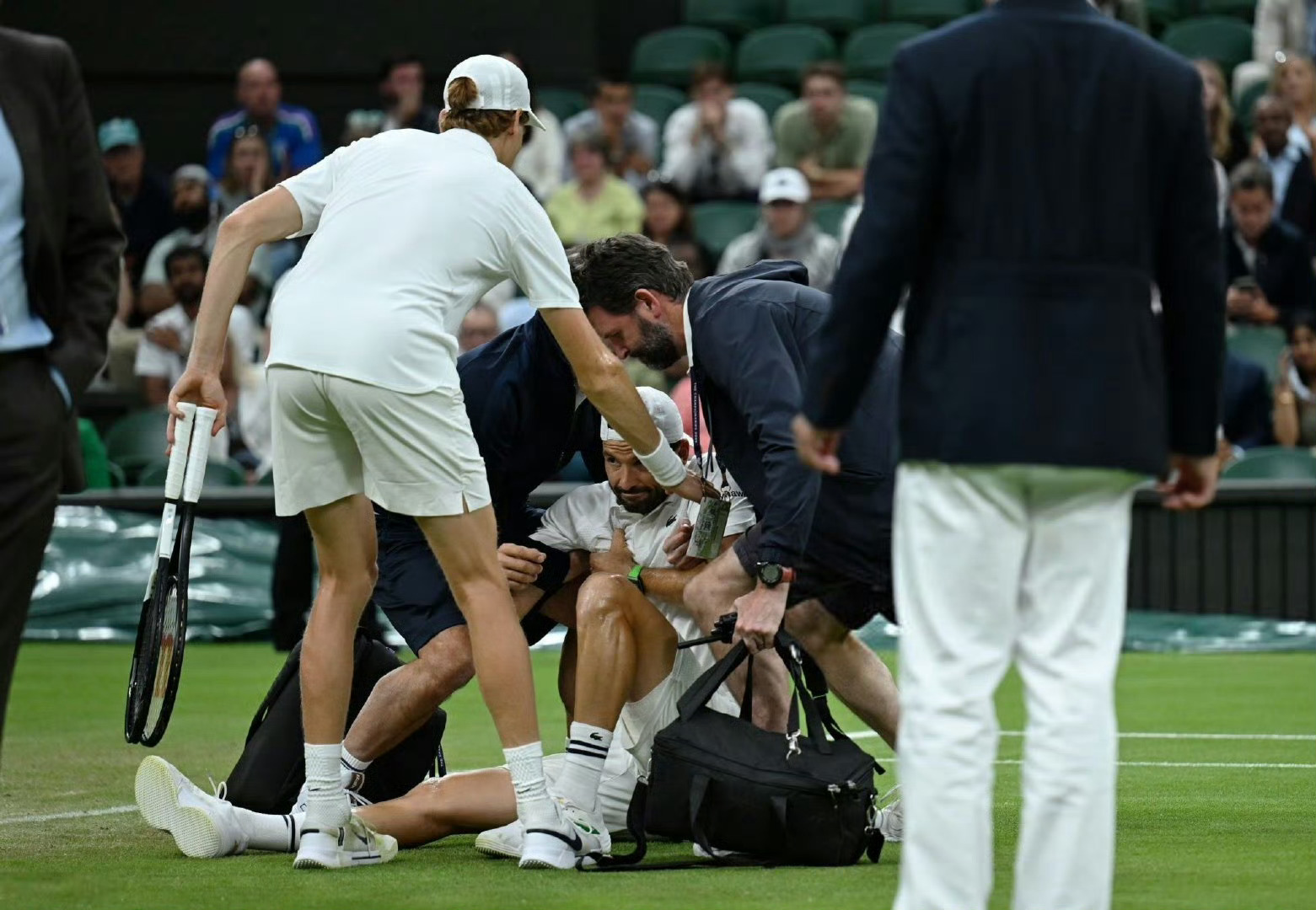 丹麦羽毛球队血洗法国羽毛球队，辛杜一己之力扛起全队