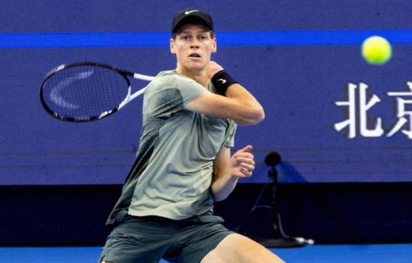 法网横扫拉沃尔杯，阿尔卡拉斯关键制胜